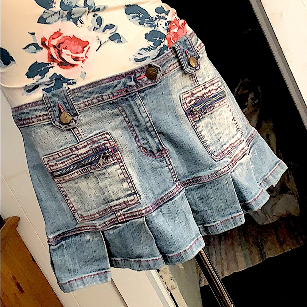Von Dutch denim skirt with pink stitching